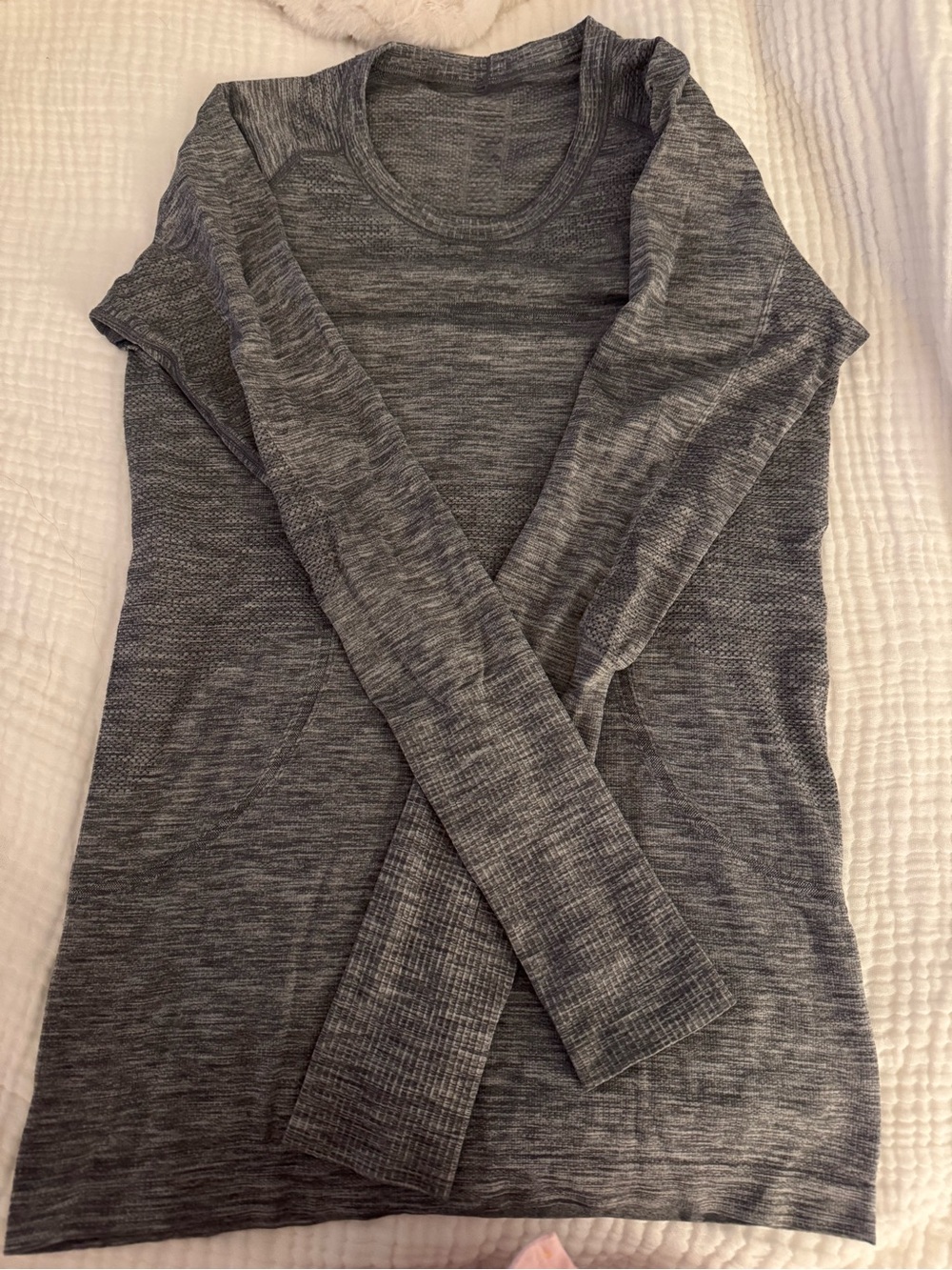 lululemon athletica Swiftly Tech Long Sleeve top